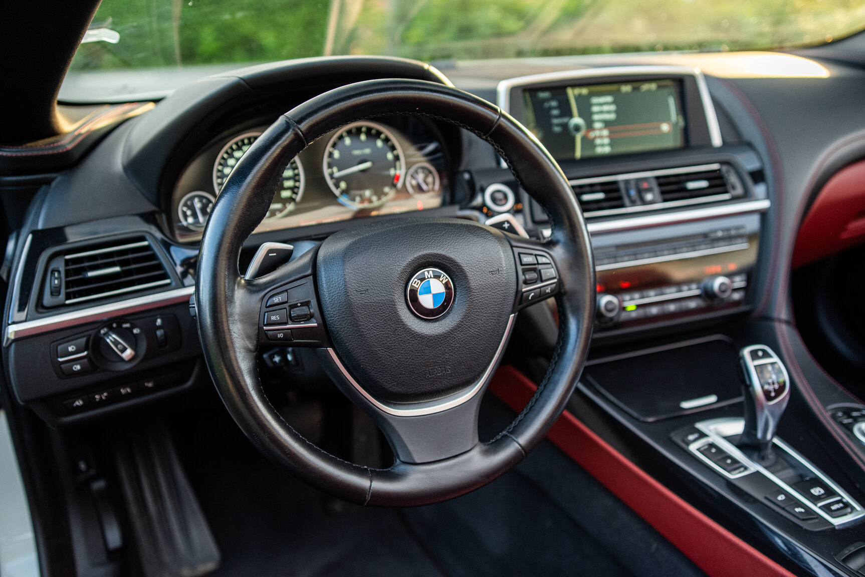Interiörbild 2011 BMW 650i Cabriolet