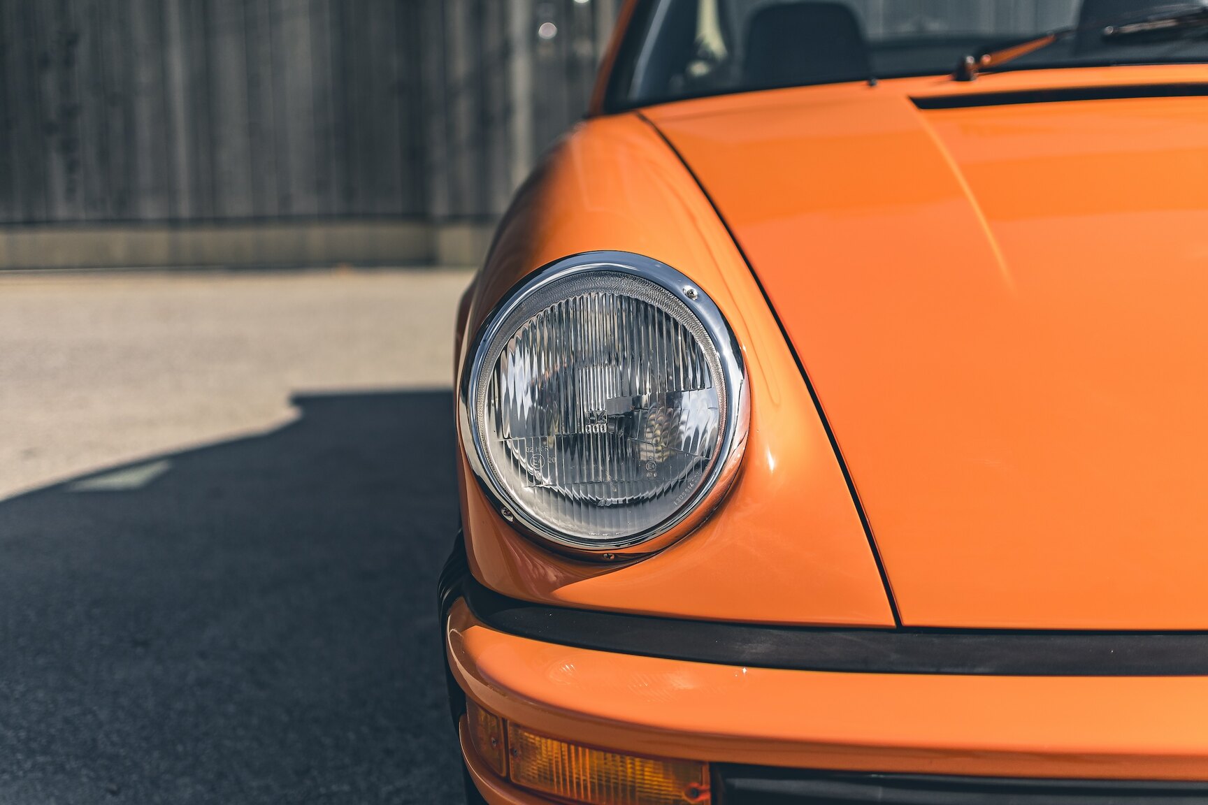Exterior image of Porsche 911 Carrera (45)