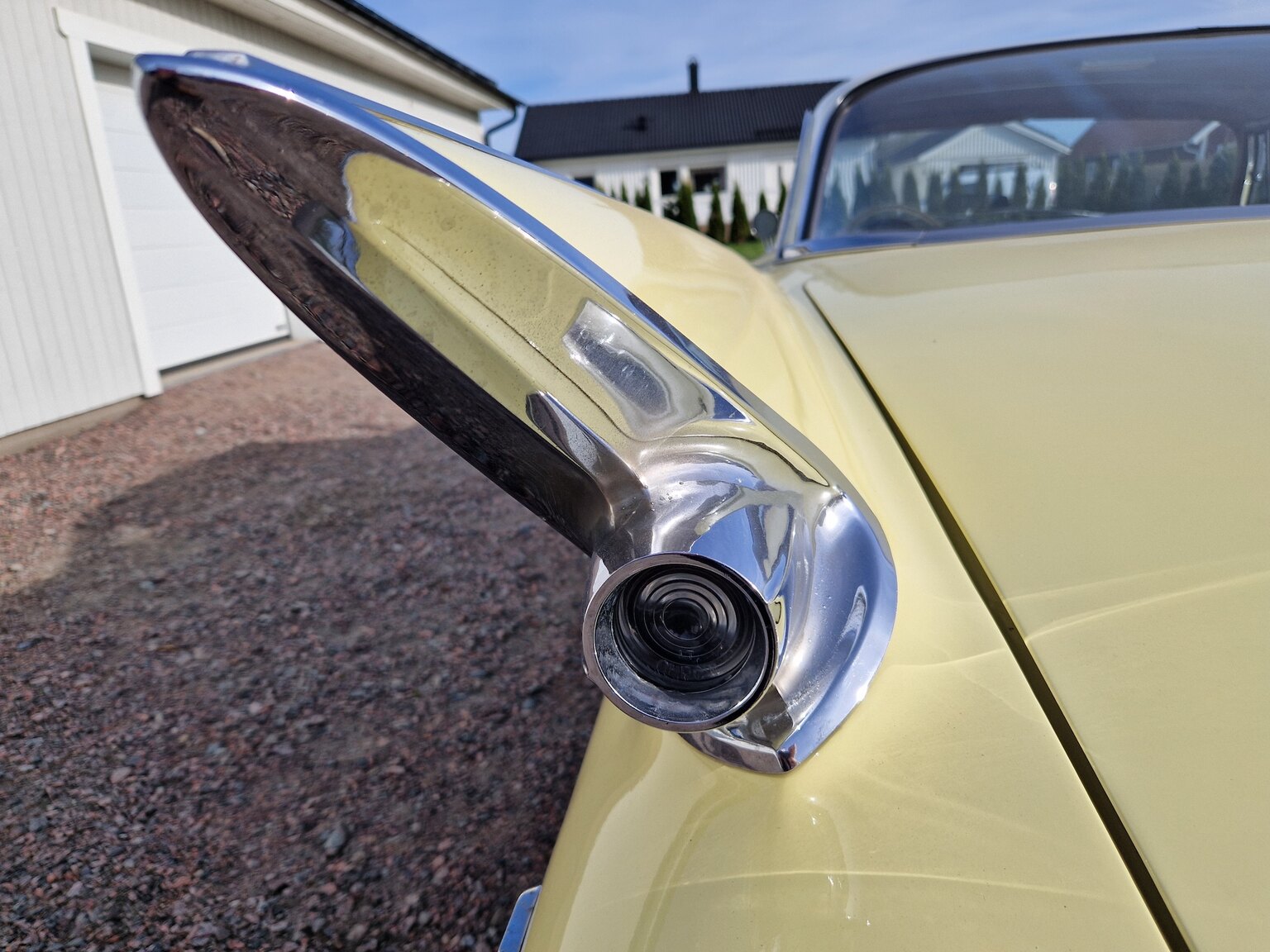 Exteriörbild på 1961 Chrysler Windsor Coupé