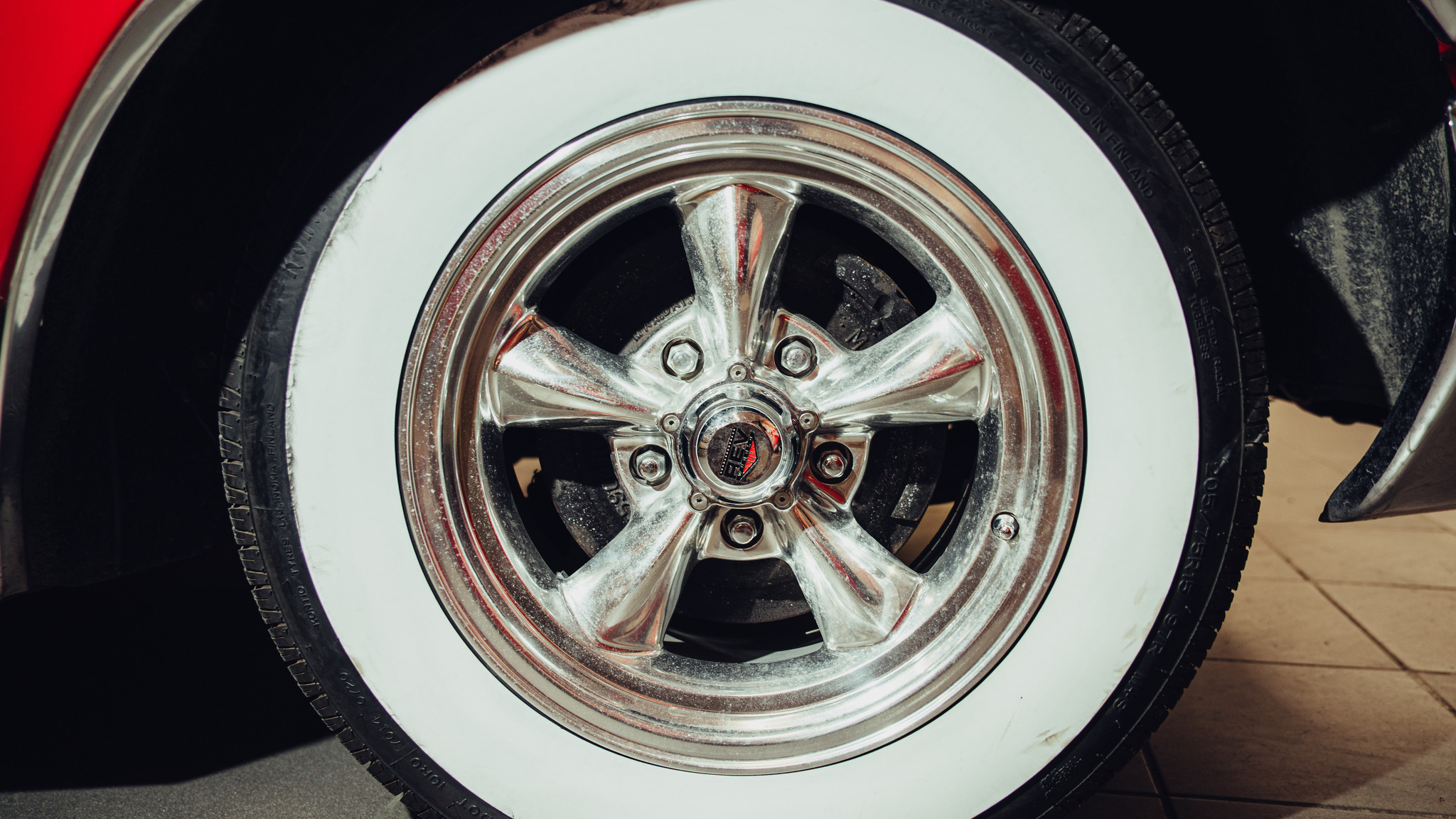 Exterior image of 1965 Pontiac Bonneville Cabriolet 6.4 V8