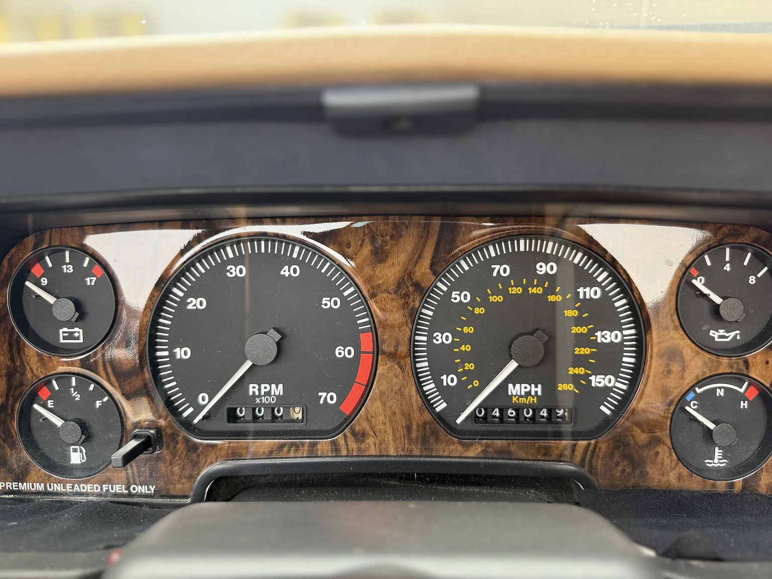 Interior image of 1993 Jaguar XjS Cabriolet (10)