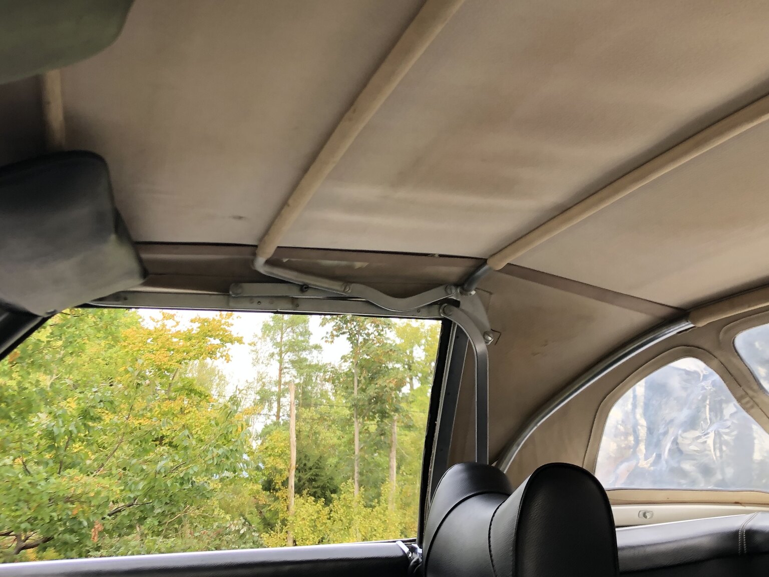 Interiörbild 1972 Mercedes-Benz 350 SL
