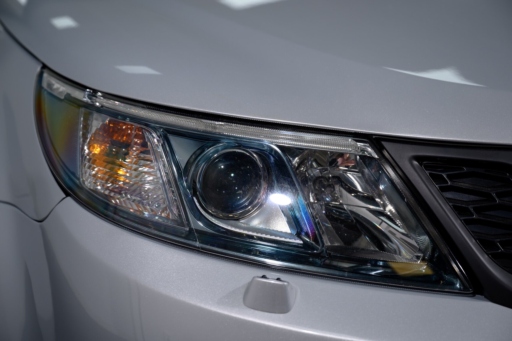 Exterior image of 2008 SAAB 9-3 Aero SportSedan Silver Beast SFRO