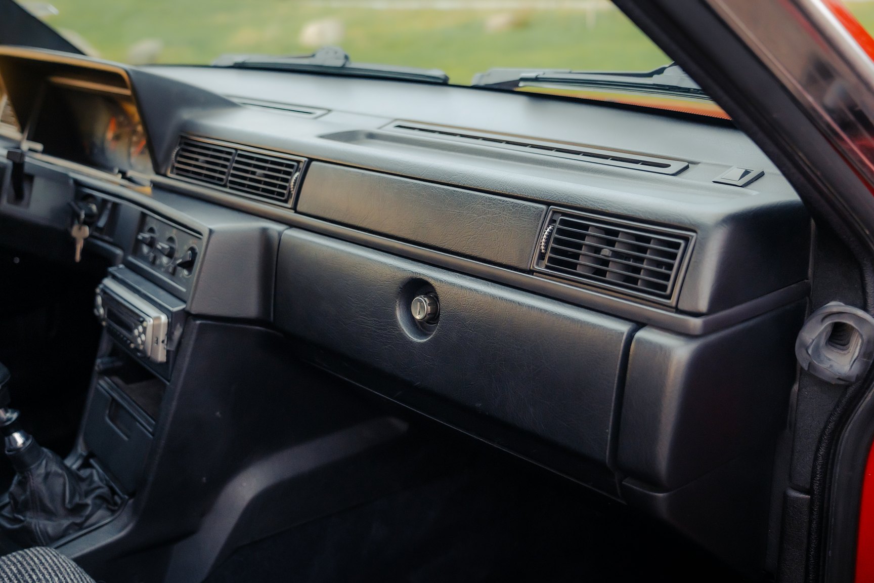 Interiörbild 1990 Volvo 740 GL