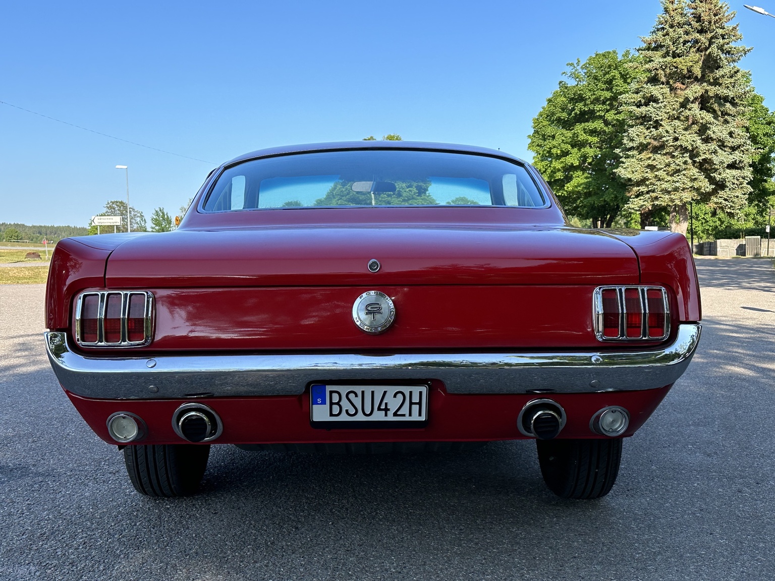 Exterior image of 1965 Ford Mustang 289 Fastback