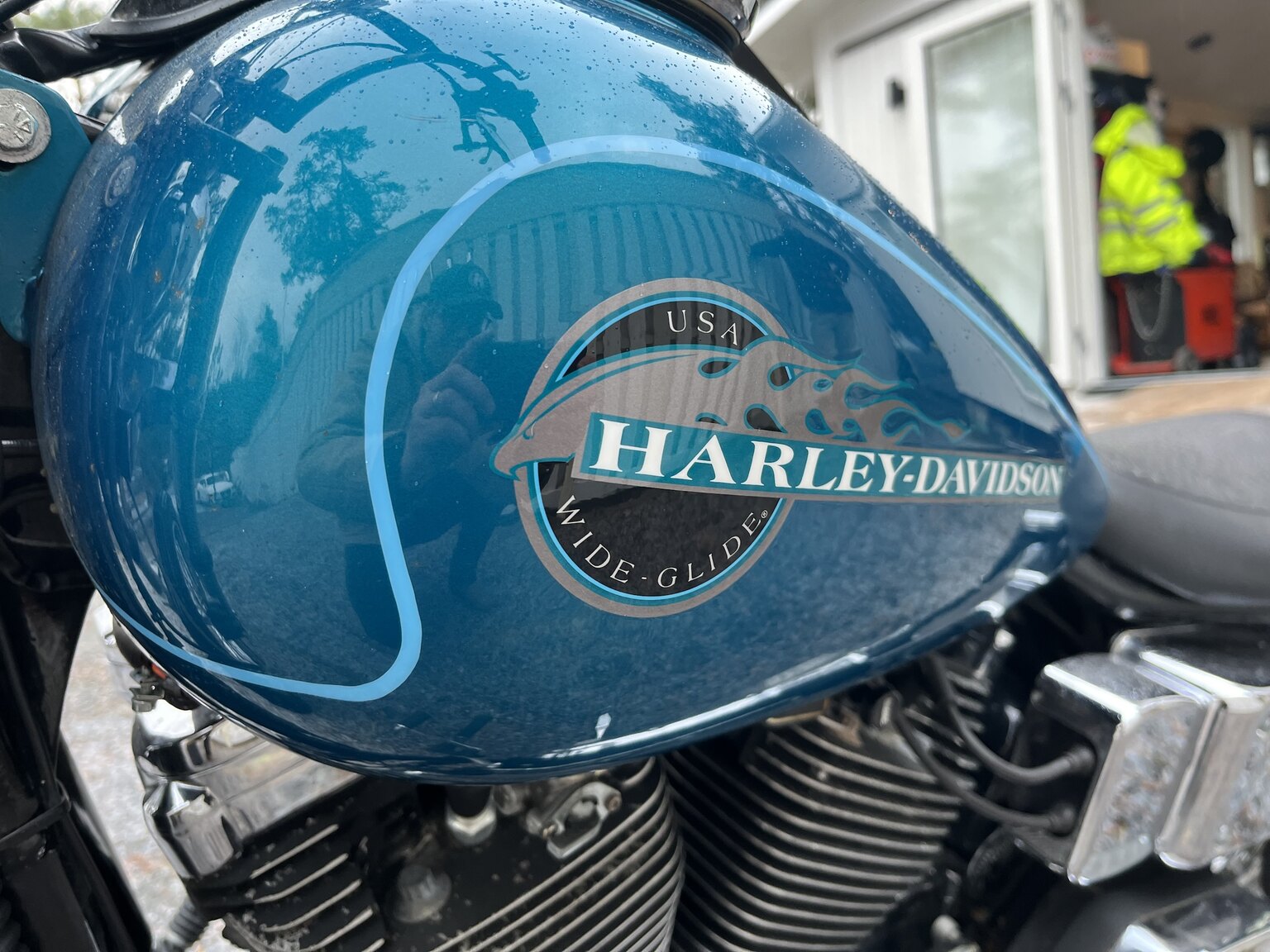 Exterior image of 1994 Harley-Davidson FXDWG Wide glide (37)