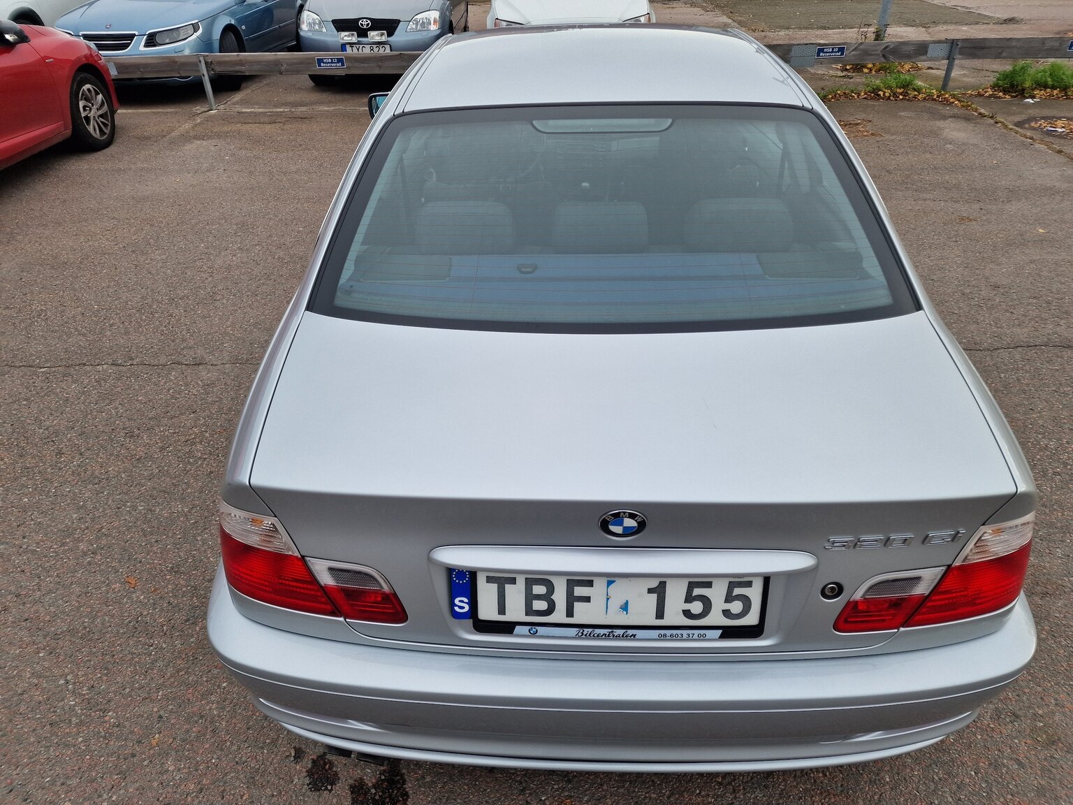 Exteriörbild på 2002 BMW 320Ci