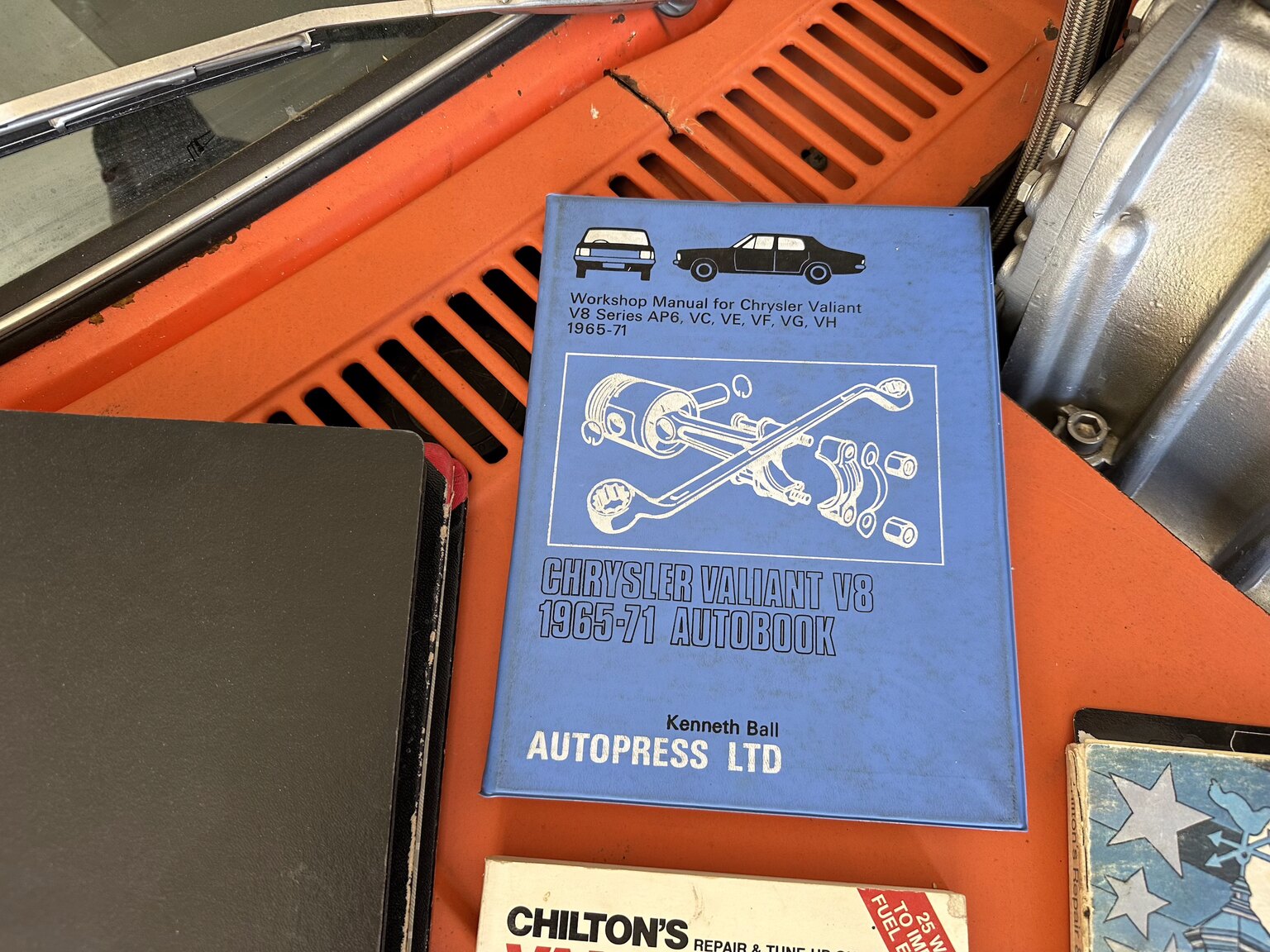 Dokumentation för 1966 Plymouth Valiant 100 2-door Sedan