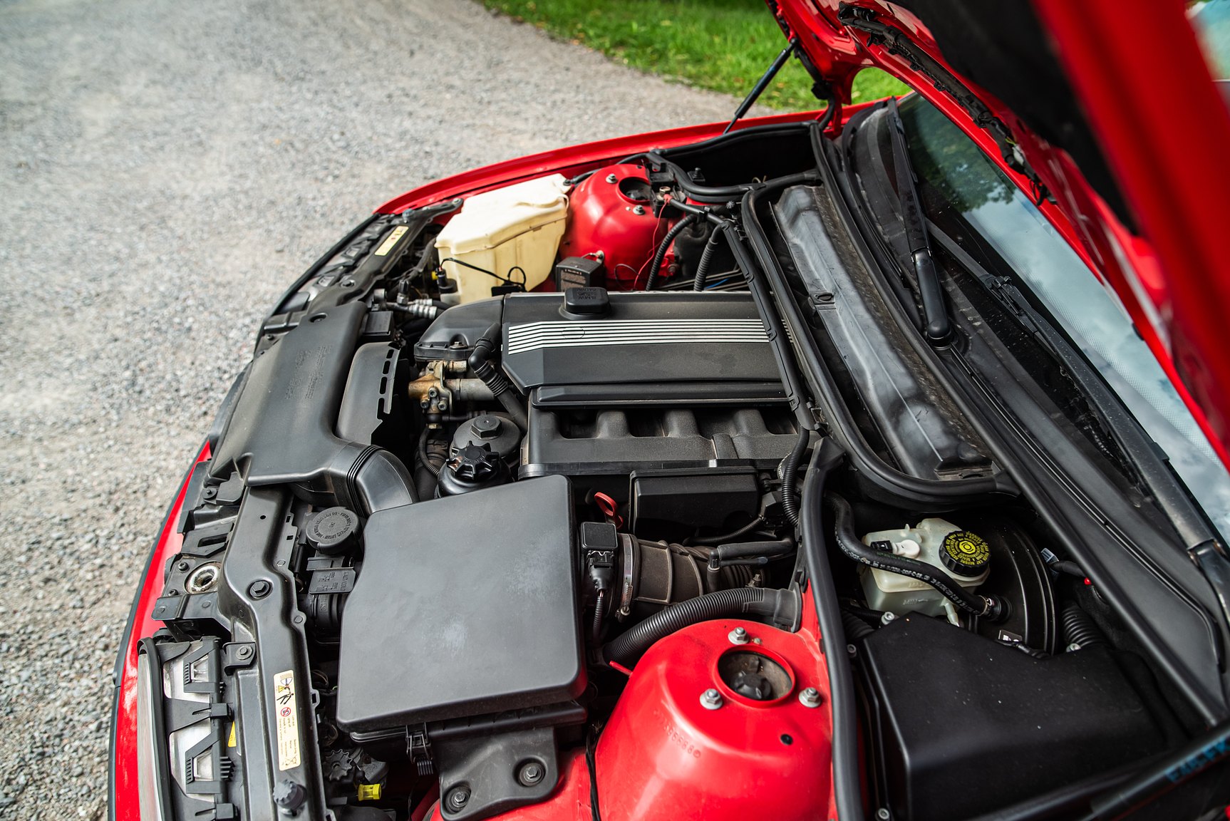 Image of 2001 BMW 330Xi mechanics