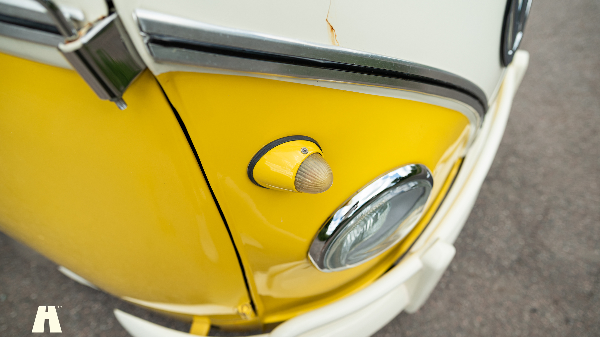 Exteriörbild på 1974 Volkswagen T1 Split Window  