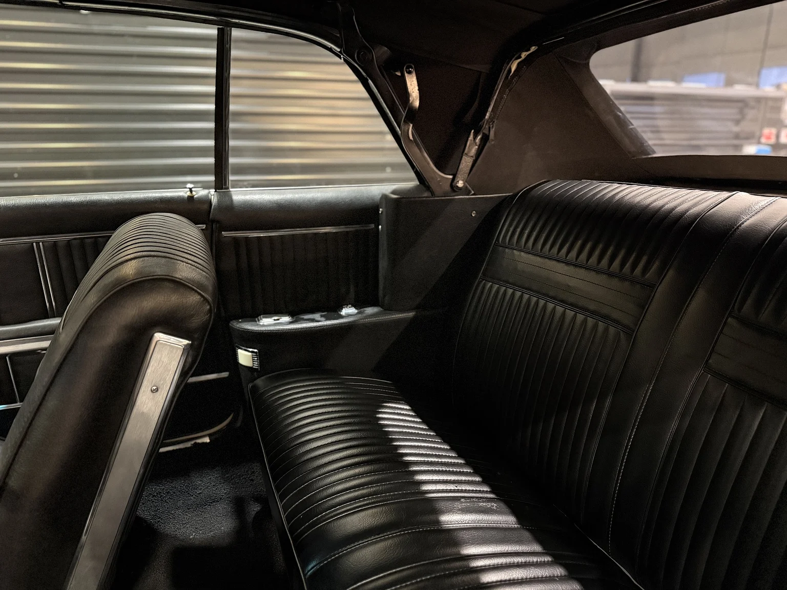 Interior image of 1964 Oldsmobile Cutlass Convertible (7)