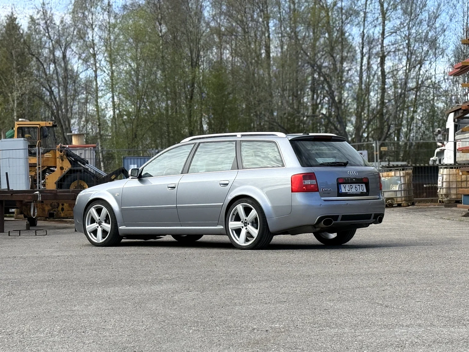 Aussenfoto 2002 Audi RS 6 Avant (5)