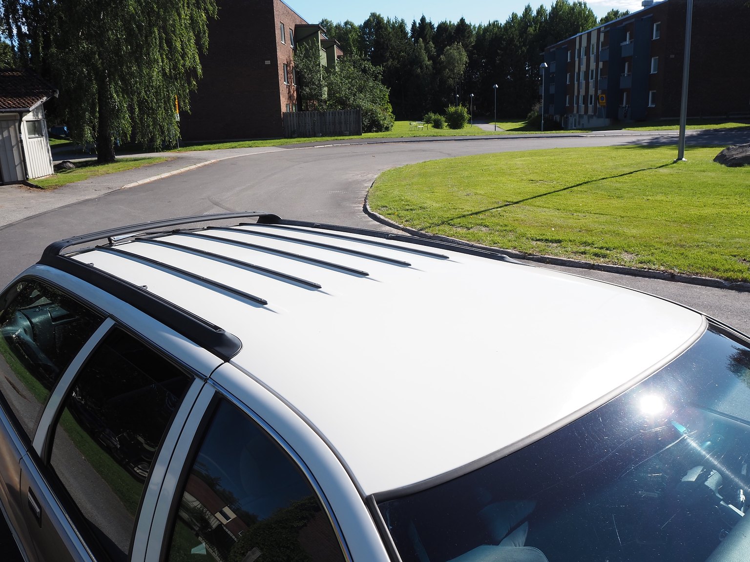 Exterior image of 1993 Chevrolet Caprice Classic Wagon 5.7 V8 