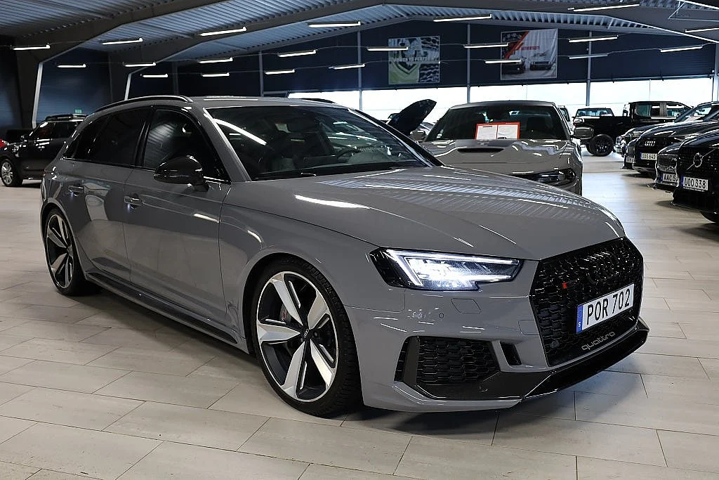 Bild von 2018 Audi RS4 (6)