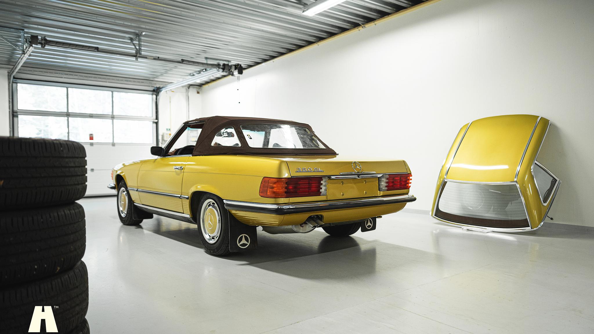 Aussenfoto 1975 Mercedes SL 350