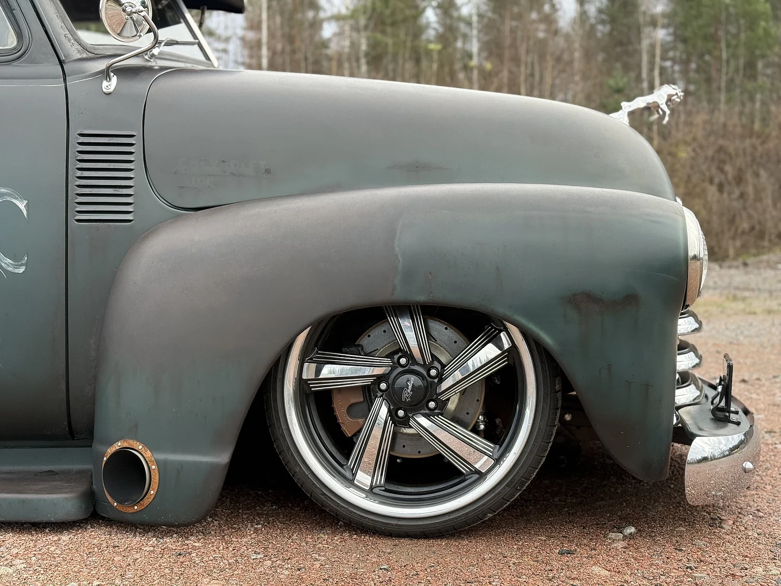 Exteriörbild på 1953 Chevrolet 3600 Custom by Järudds (24)