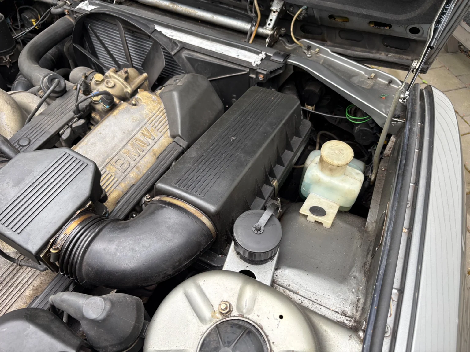 Image of 1988 BMW 730iA mechanics (19)