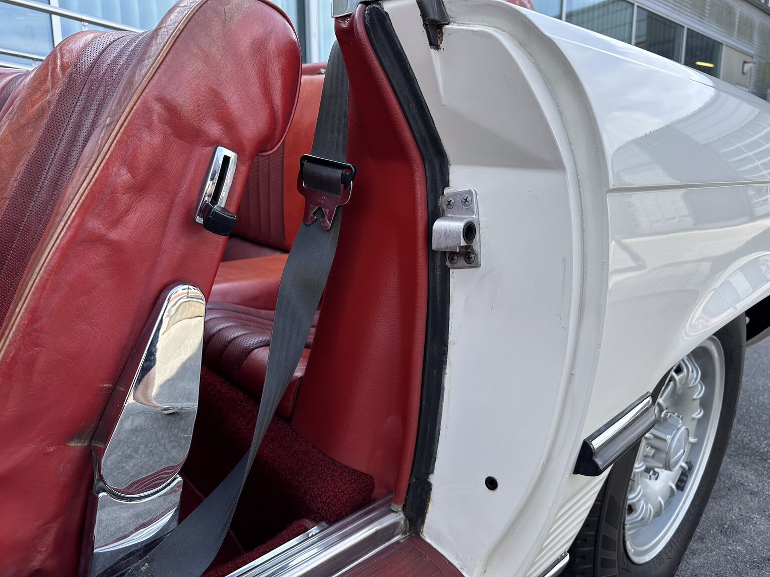 Interiörbild 1972 Mercedes-Benz 350 SL