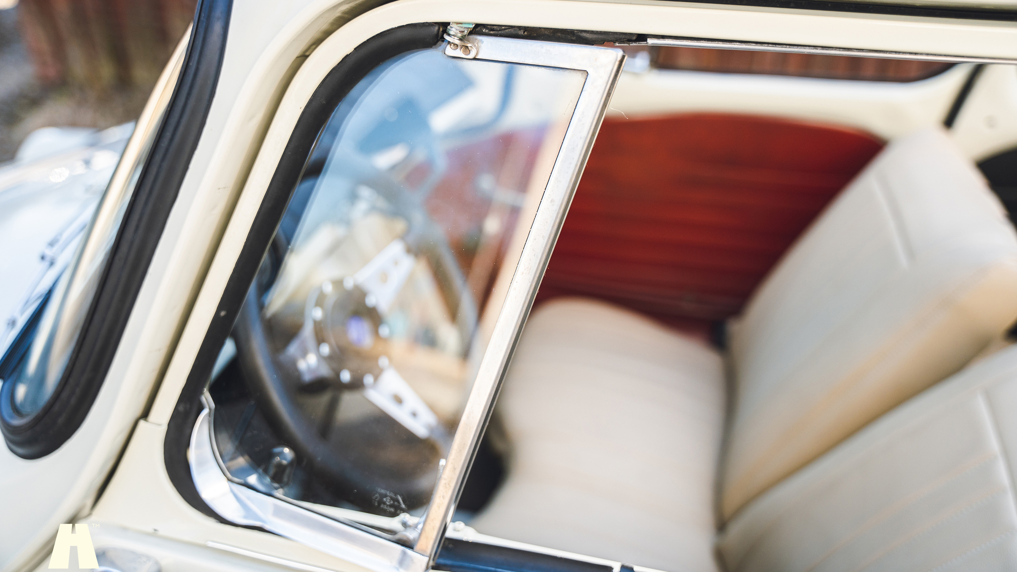 Exterior image of 1968 Subaru 360 Deluxe (43)