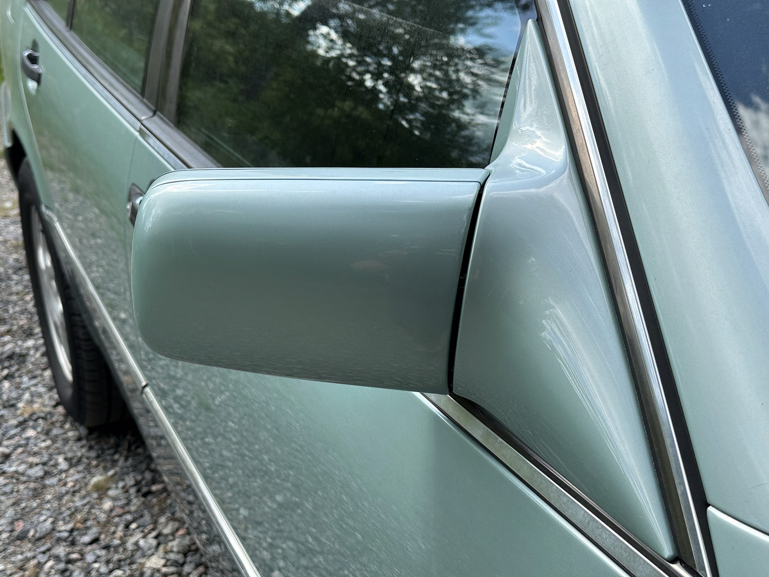 Aussenfoto 1992 Mercedes 300 SE (30)