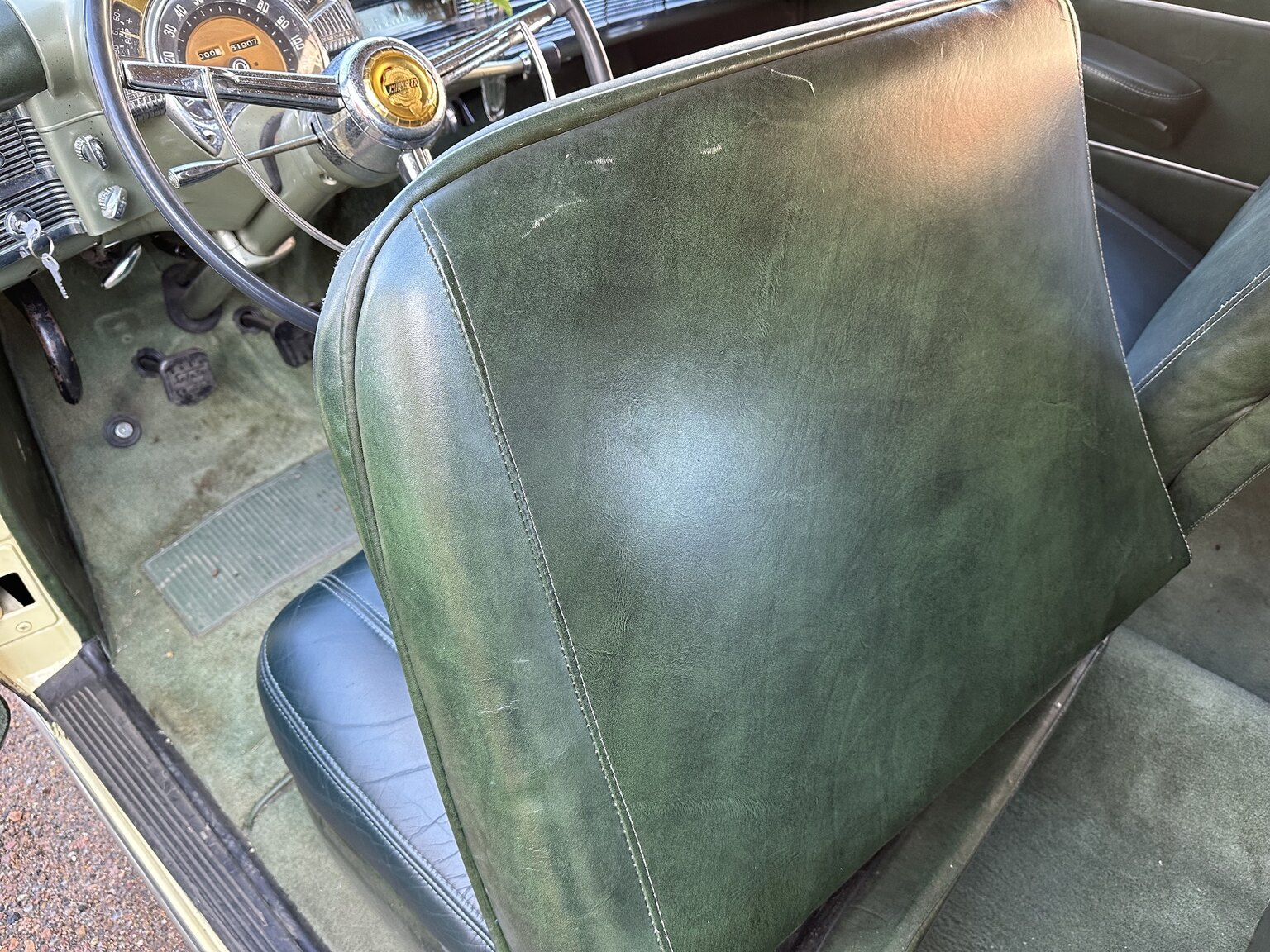 Interior image of 1950 Chrysler Windsor Convertible (16)