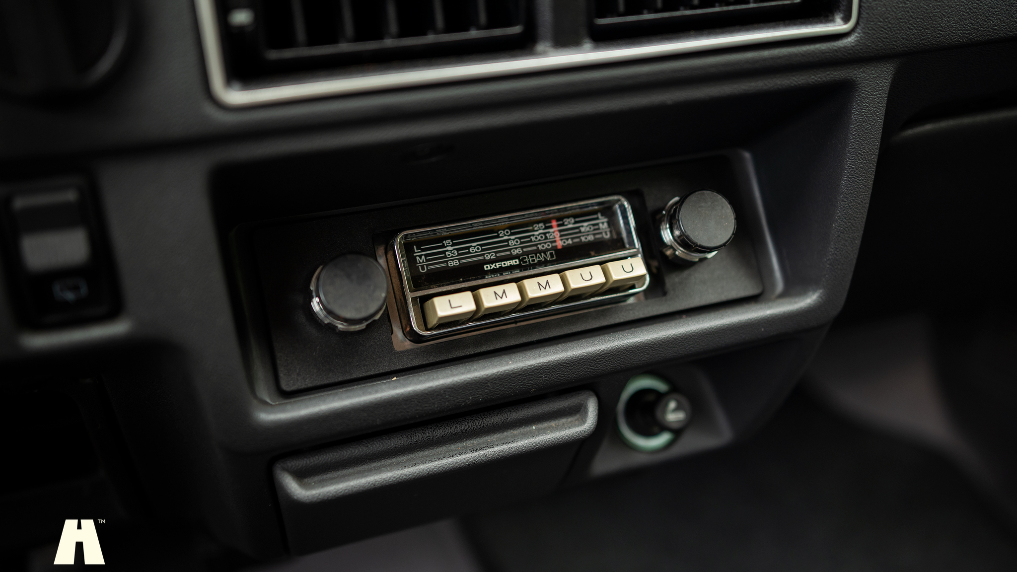 Interior image of 1986 Ford Escort 1.6 Hatchback 3-door  (28)