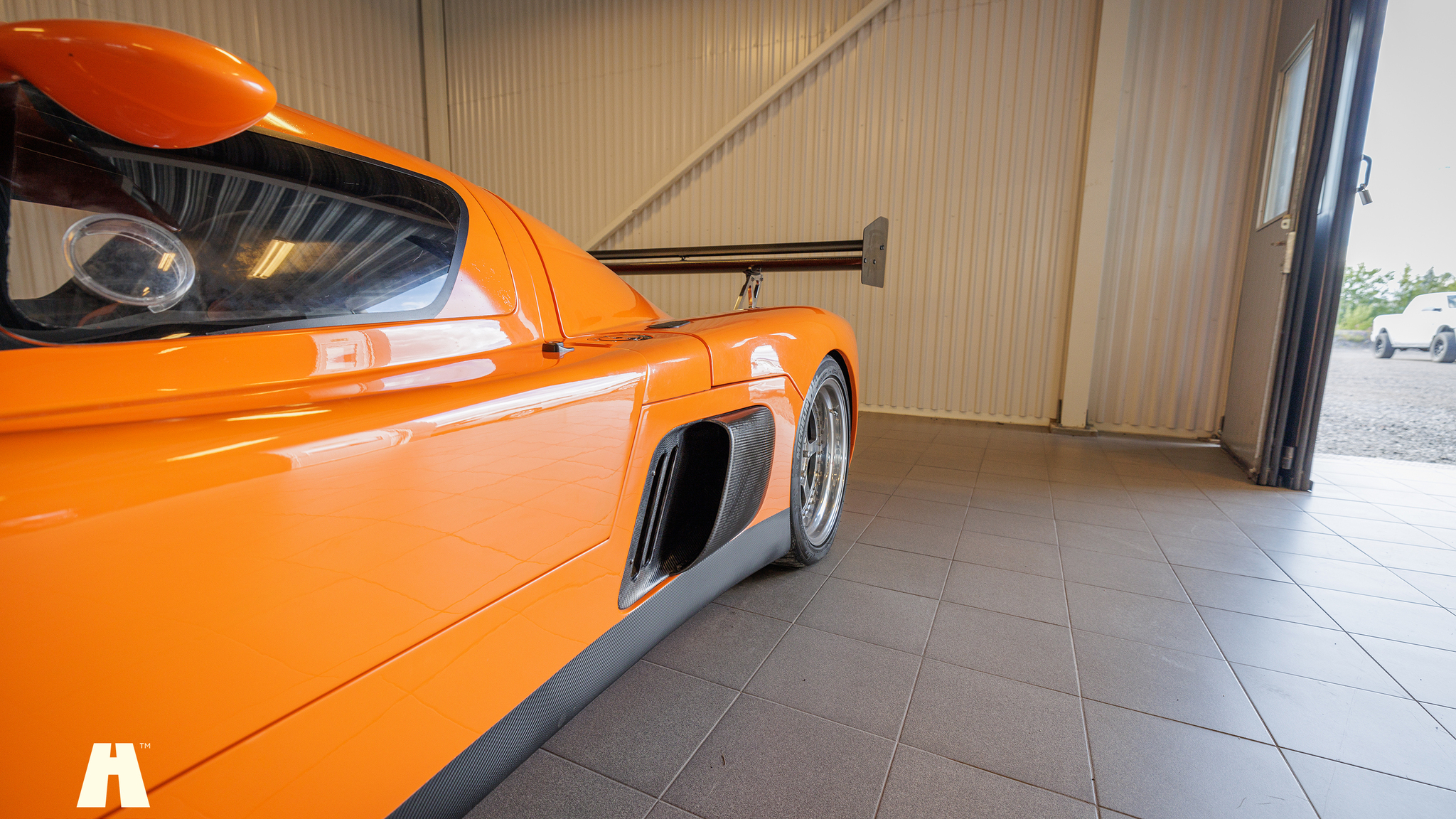 Exterior image of 2006 Ultima GTR (85)