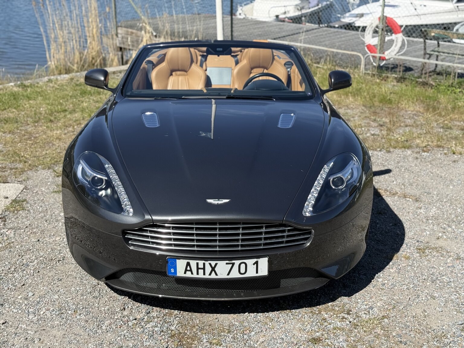 Aussenfoto 2015 Aston Martin DB9 Volante