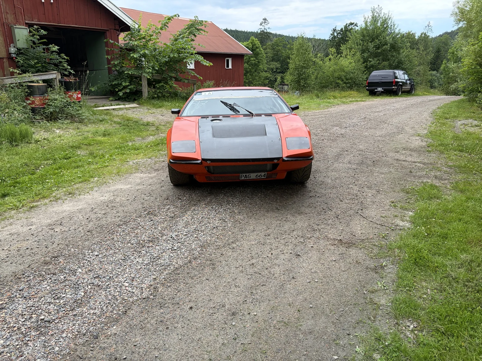 Exteriörbild på 1972 De Tomaso Pantera LS Restomod (54)
