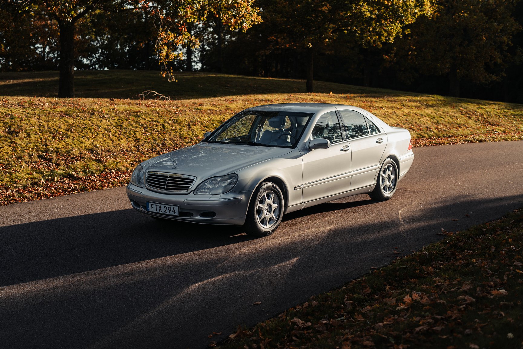 Exteriörbild på 1999 Mercedes-Benz S 320