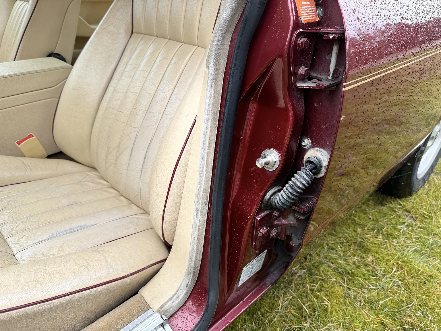 Innenraumfoto von 1991 Jaguar XJ40 Sovereign (6)
