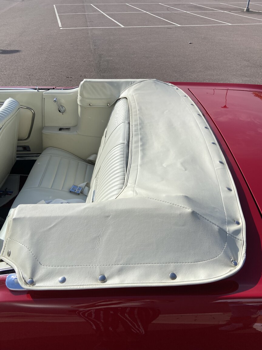Exteriörbild på 1966 Ford Mustang Convertible