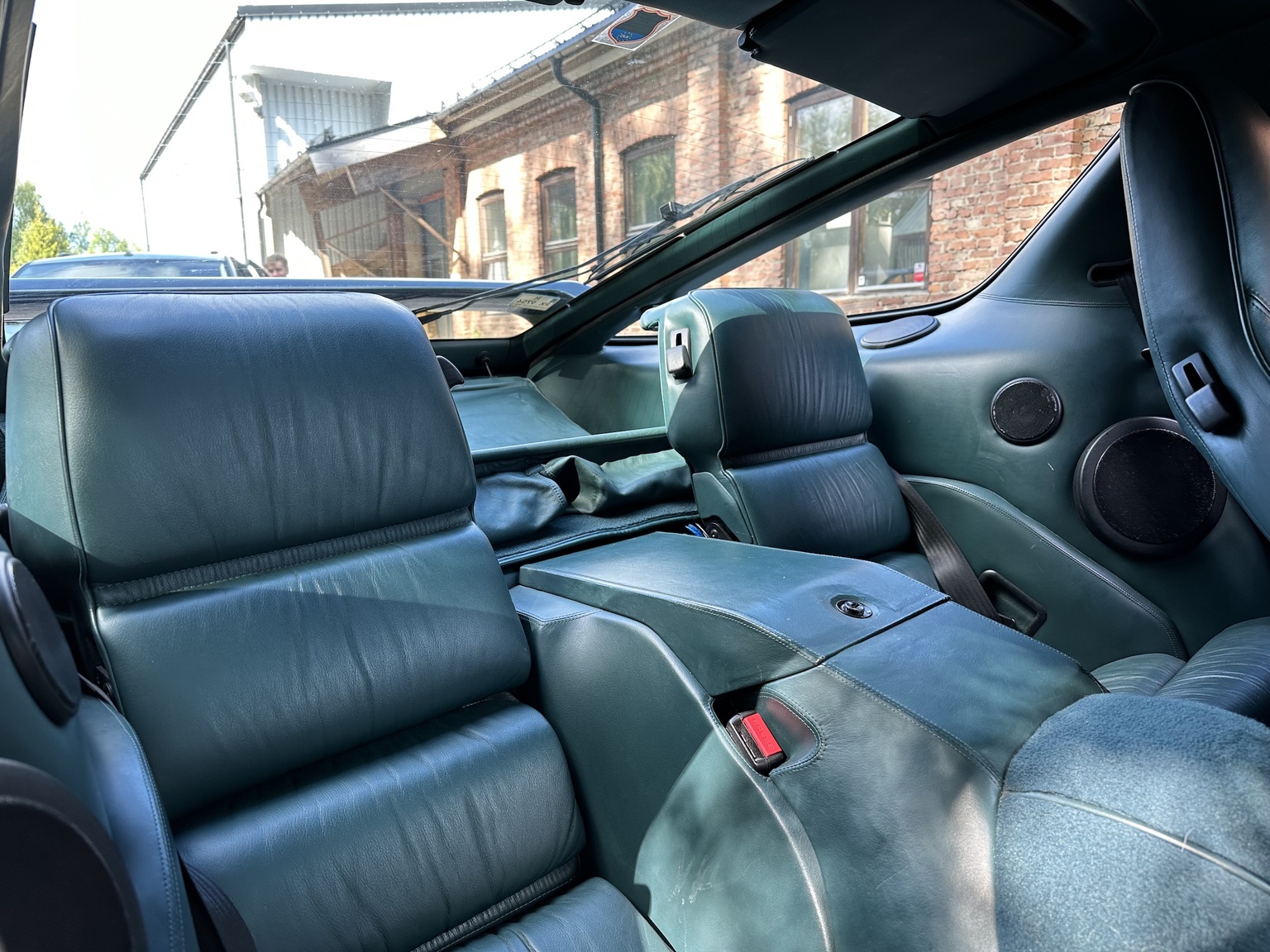 Innenraumfoto von 1994 Porsche 928 GTS