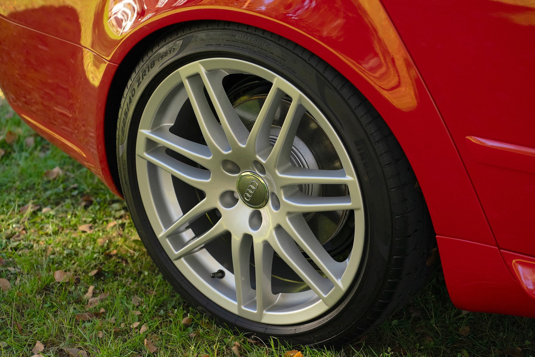 Exterior image of 2007 Audi  S4 quattro 4.2 V8 manuell