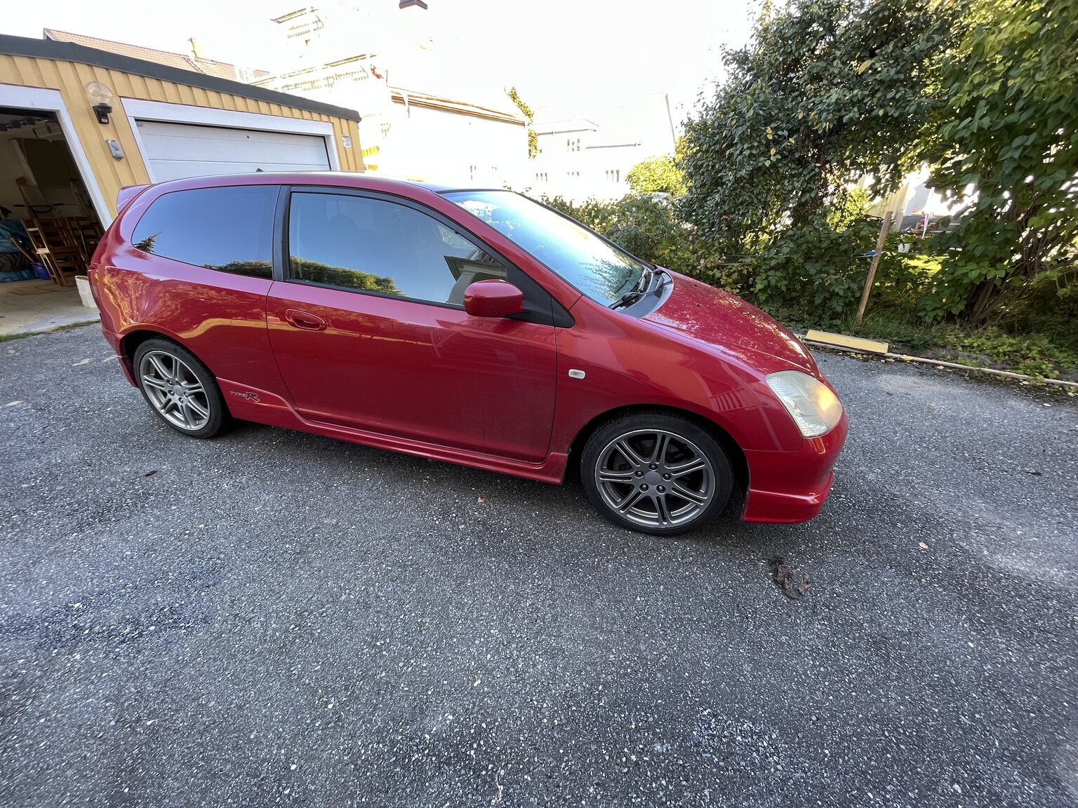 Exteriörbild på 2002 Honda Civic EP3 Type-R