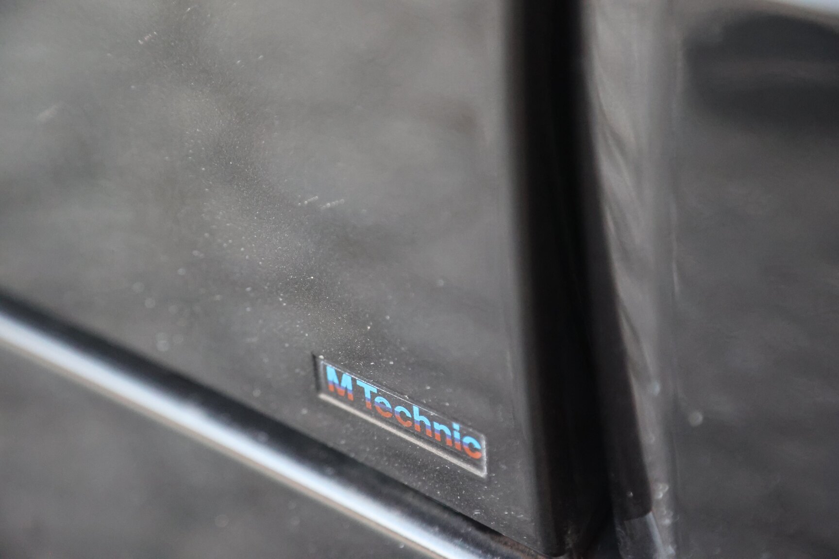 Exterior image of 1989 BMW 325i