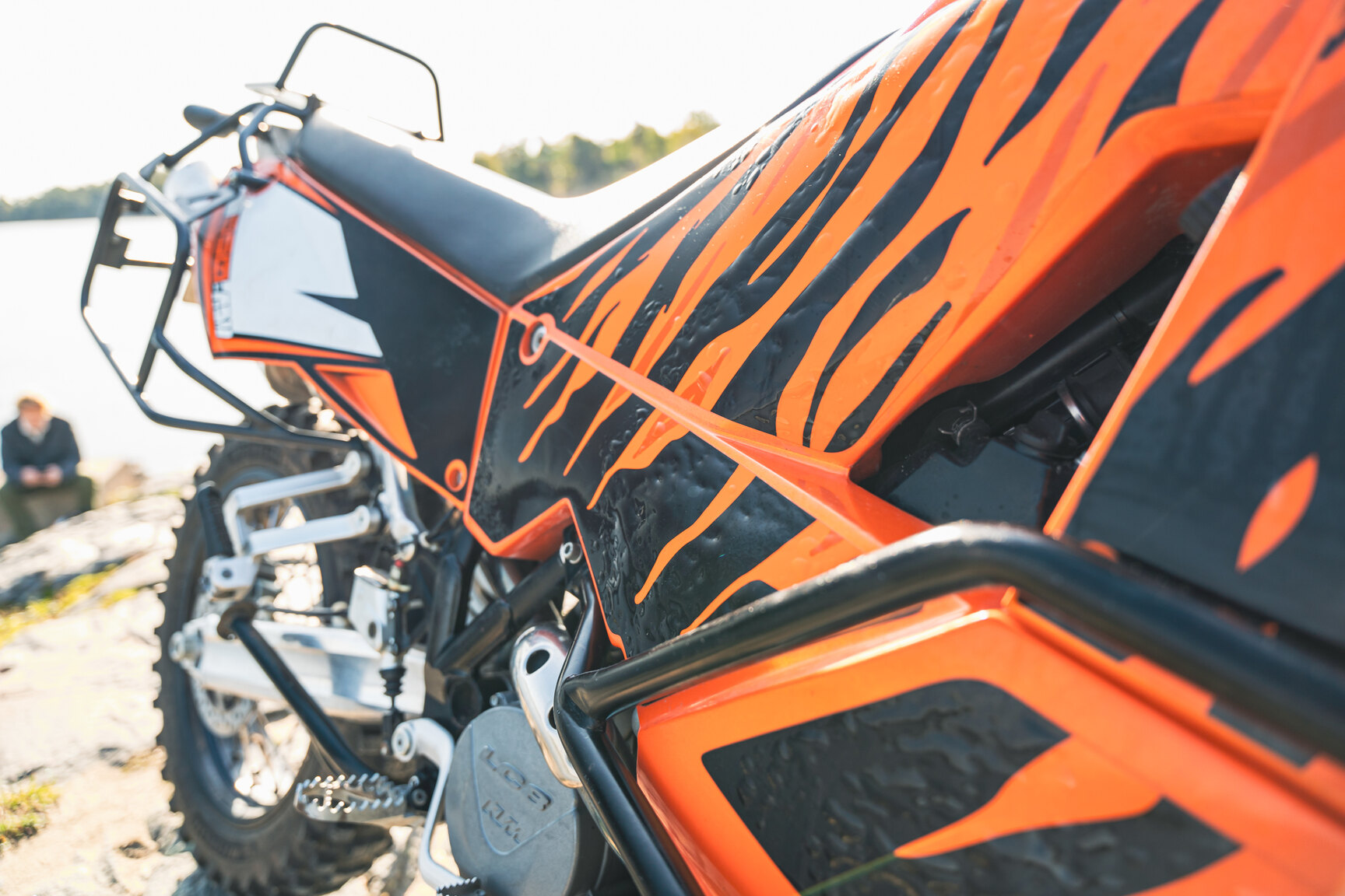 Exteriörbild på 2003 KTM 950 Adventure S