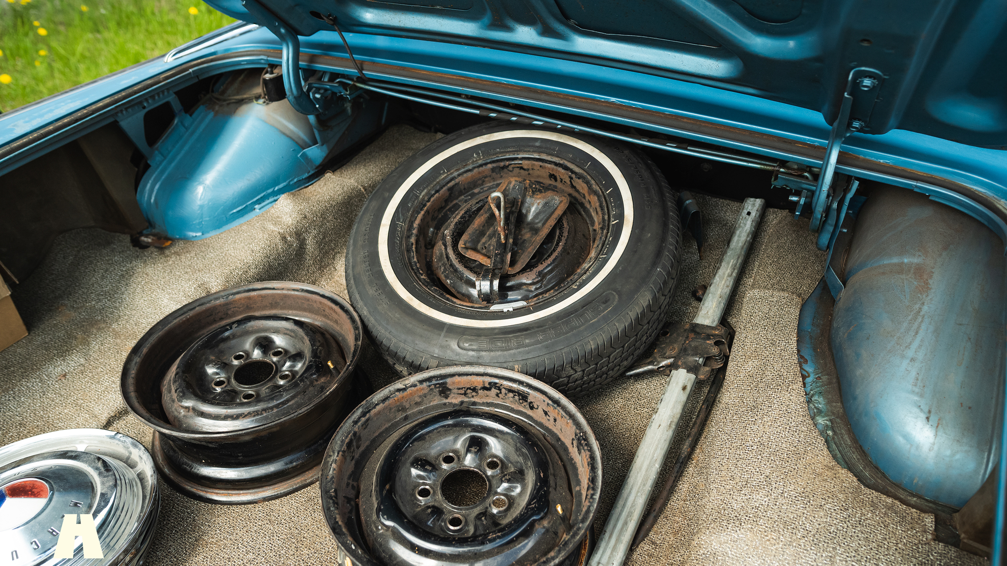 Interior image of 1963 Mercury Monterey Custom 4-door (77)