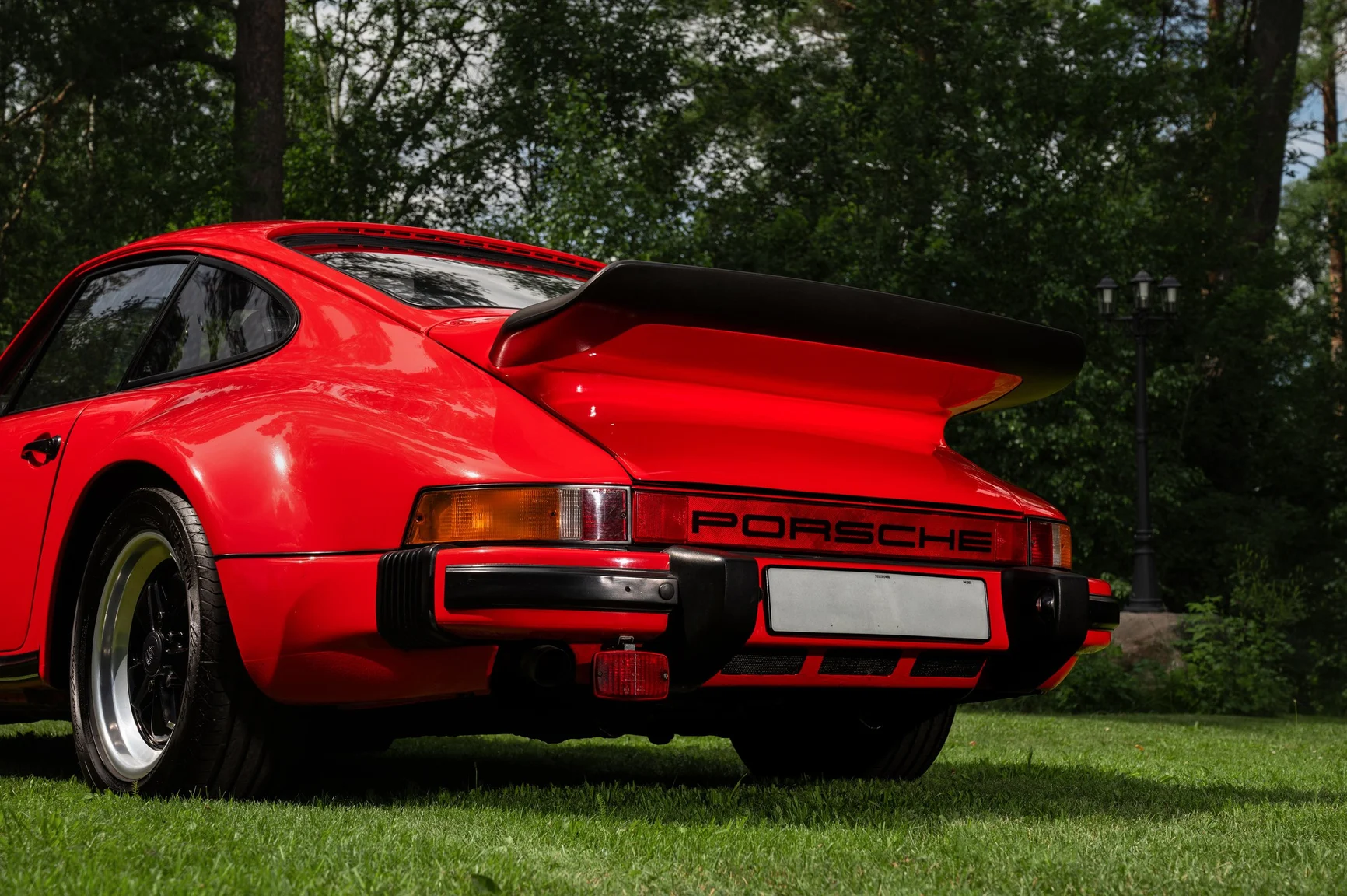 Exteriörbild på 1971 Porsche 911 T (13)