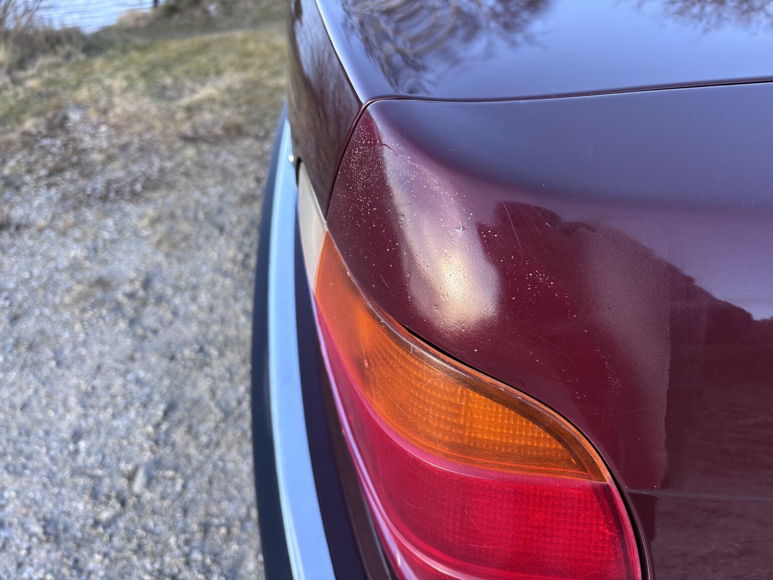 Exteriörbild på 1996 BMW 728iA