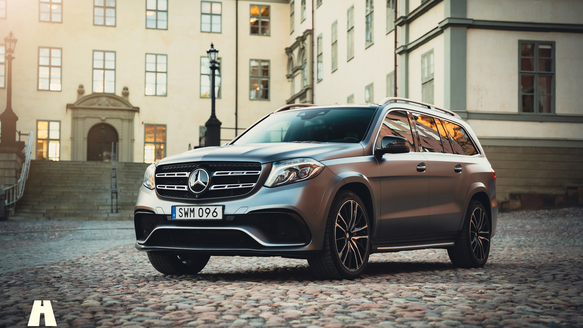 Aussenfoto 2017 Mercedes-Benz GLS 63 AMG (5)