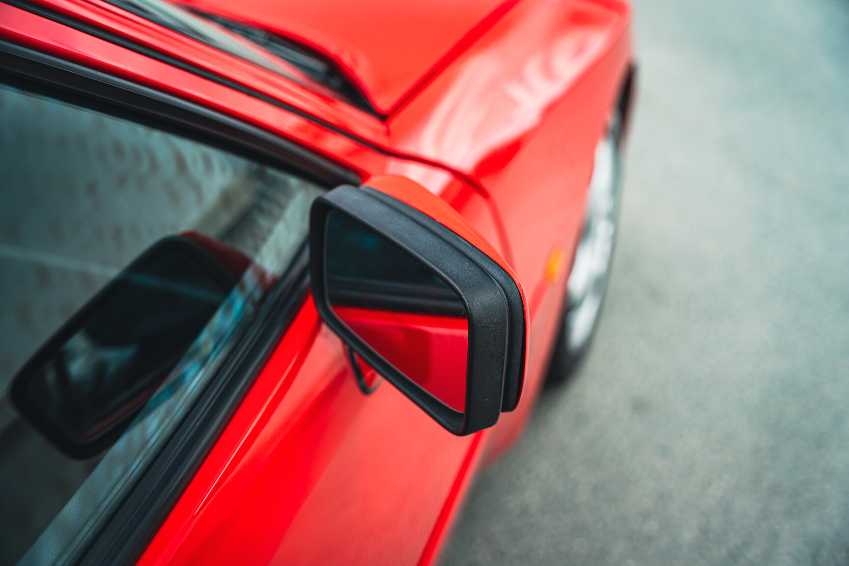 Exteriörbild på 1990 Porsche 944 Turbo