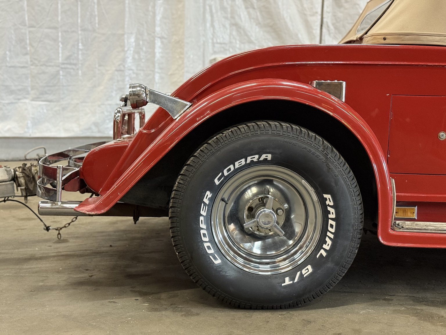 Exteriörbild på 1965 Duesenberg Roadster/StreetRod Replika 