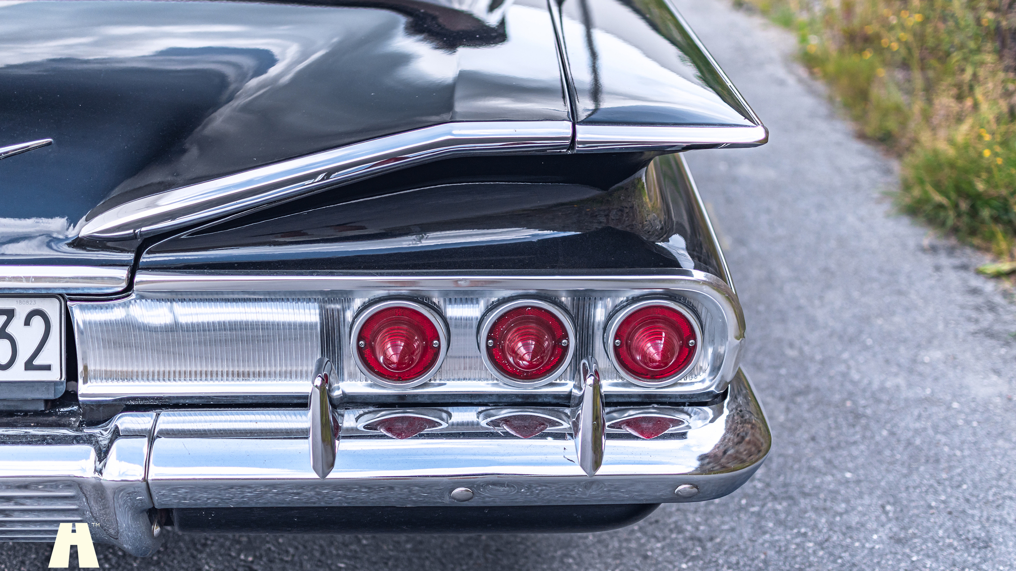 Exterior image of 1960 Chevrolet Impala Flattop 348 Bigblock (5)