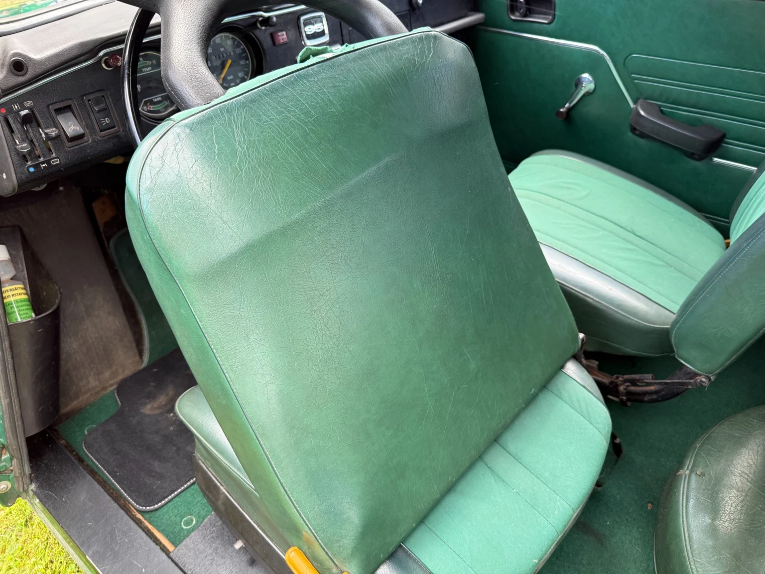 Innenraumfoto von 1975 Saab 95 V4 kombi - 7-sits (30)
