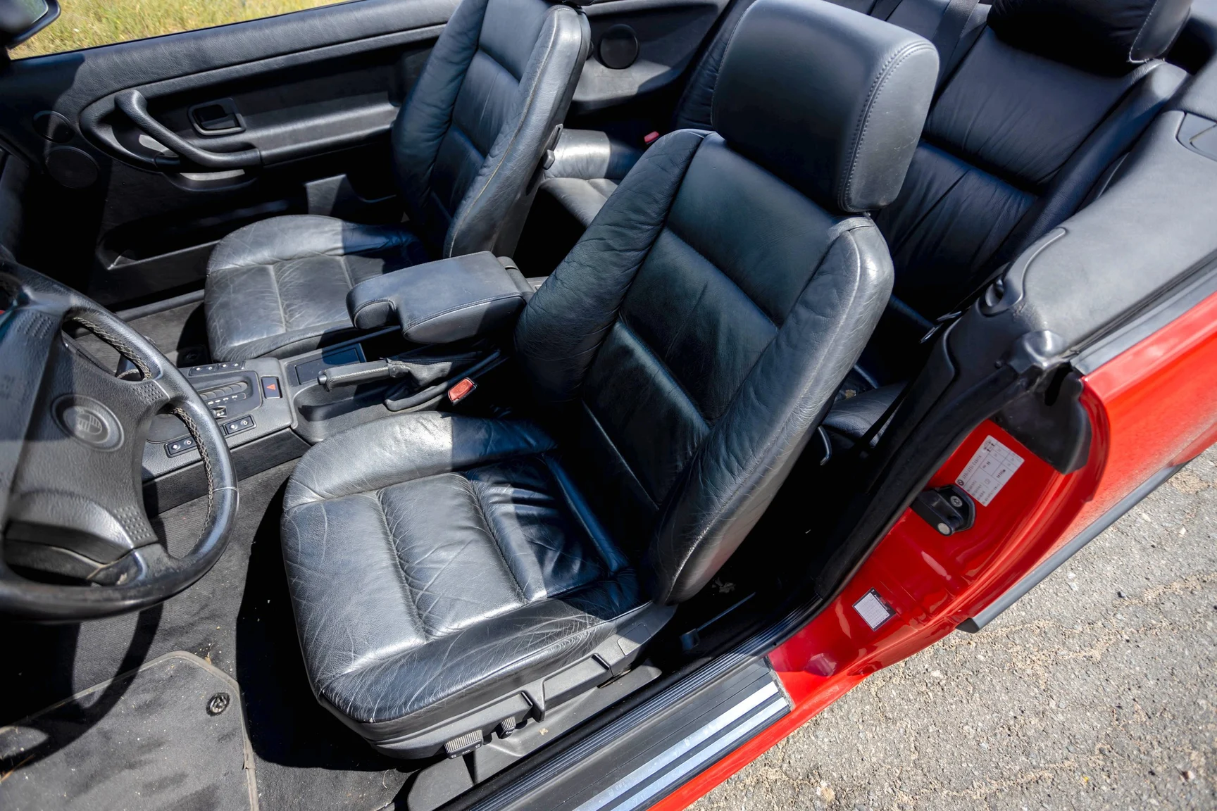 Innenraumfoto von 1994 BMW 325i Convertible (5)