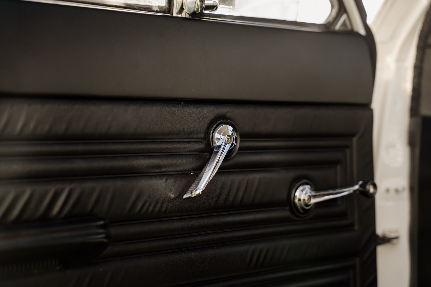 Interior image of 1968 Ford Cortina Lotus (31)