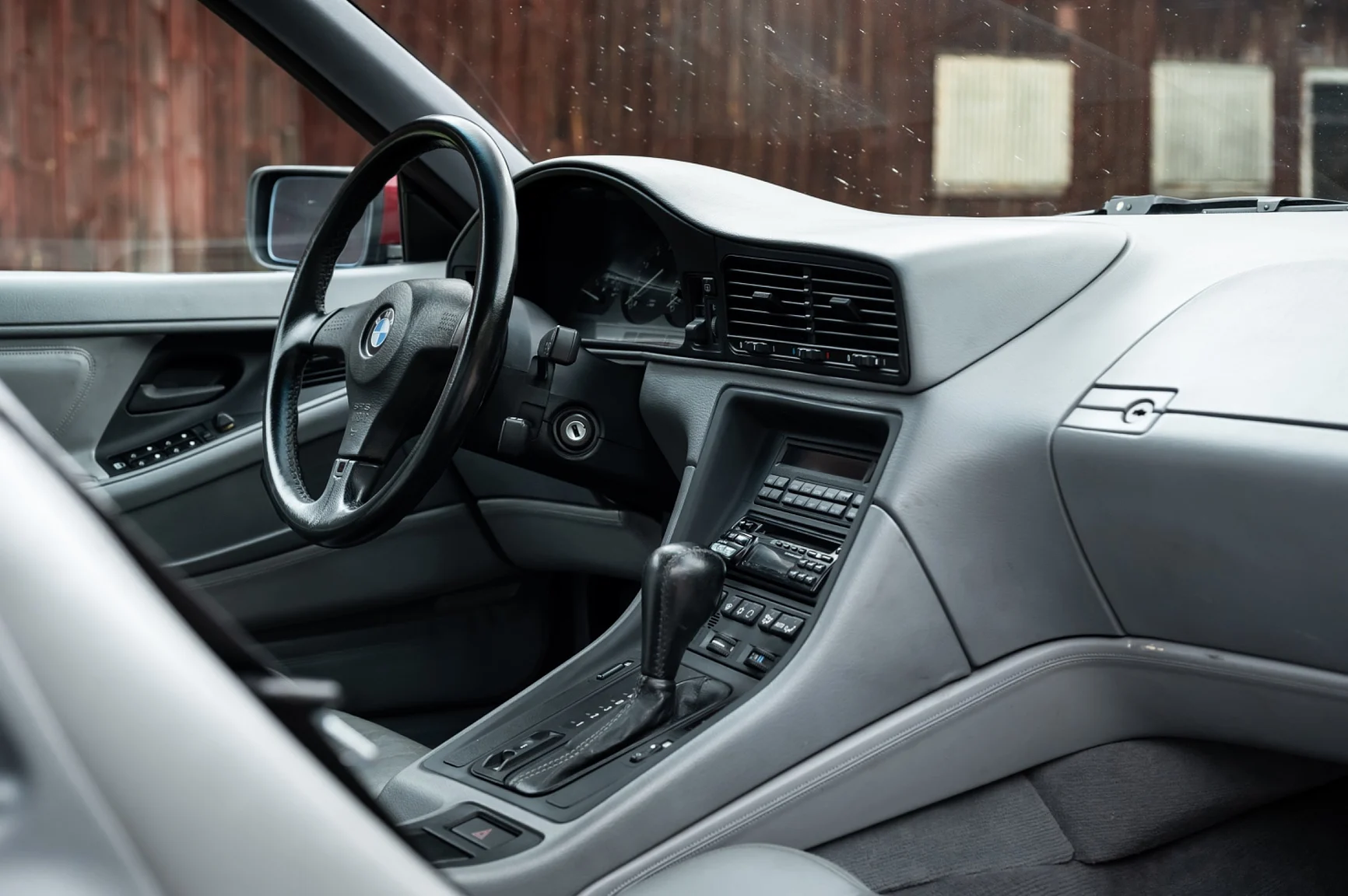 Innenraumfoto von 1991 BMW 850i (4)