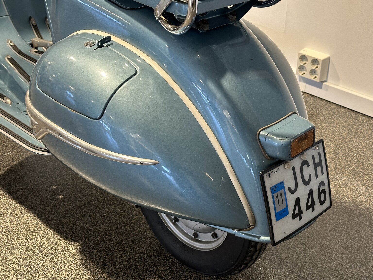 Exteriörbild på 1959 Vespa Piaggio 150cc Widebody