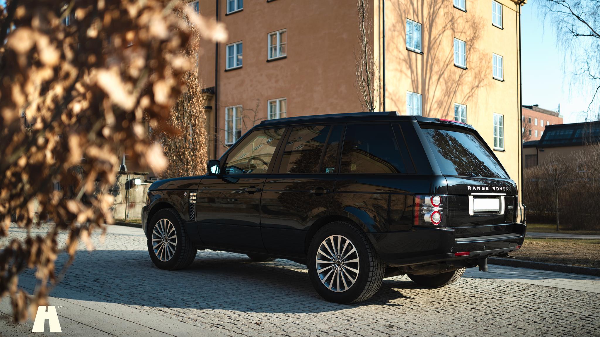 Exterior image of 2012 Land Rover Range Rover Westminster TDV8 (L322)